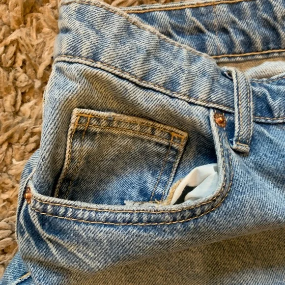 H&M Light Blue Jean Shorts - Picture 6 of 6